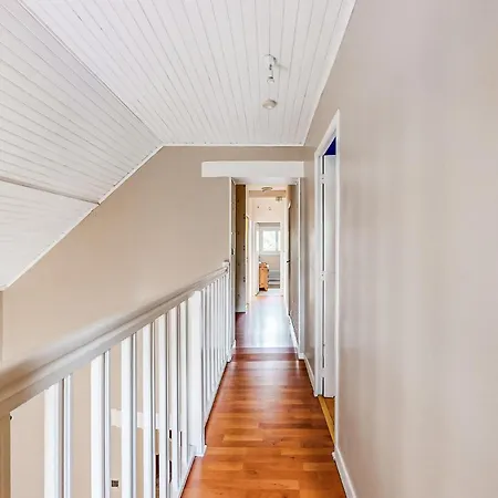 3 Bedroom Cozy In * Etainhus