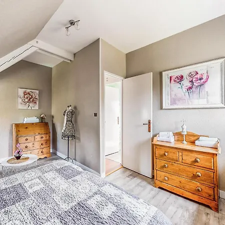3 Bedroom Cozy In
