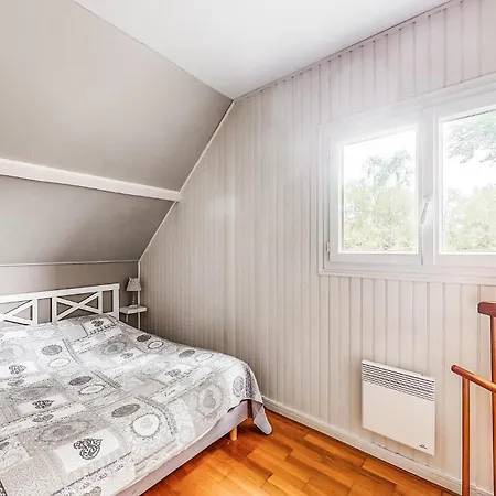 Holiday home 3 Bedroom Cozy In Etainhus
